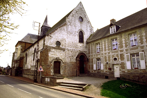 St-Léger Church, Lucheux